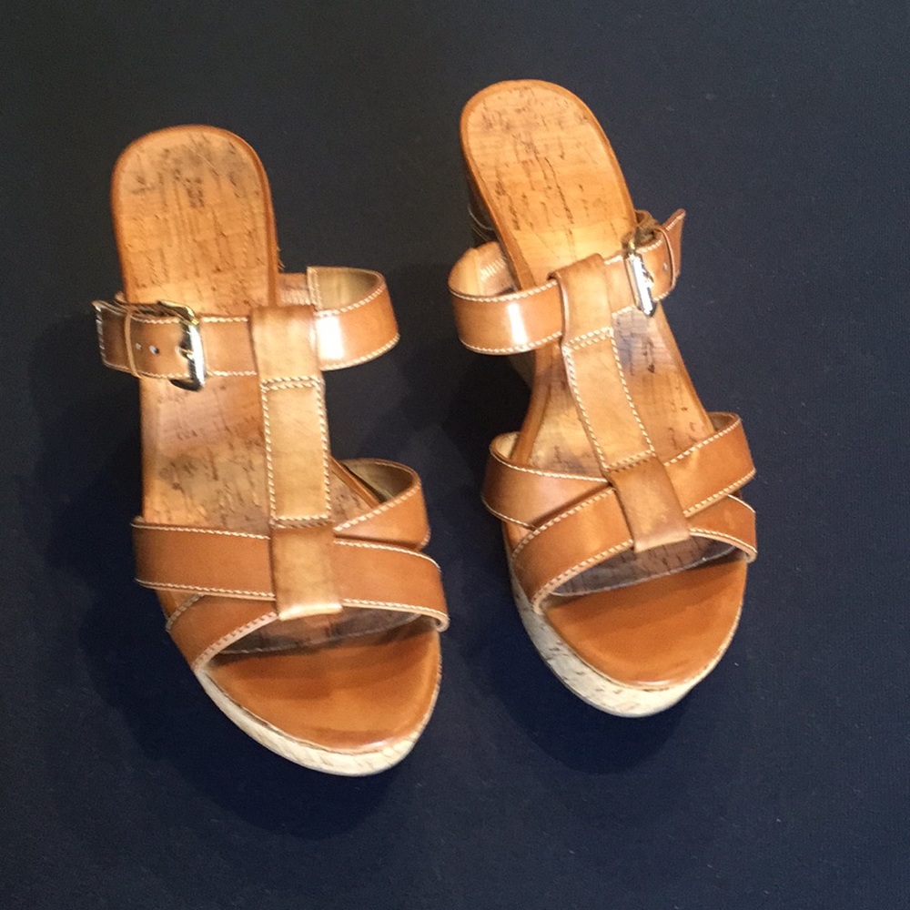 Guess Open-Toe Platform Wedge Sandals Size 5